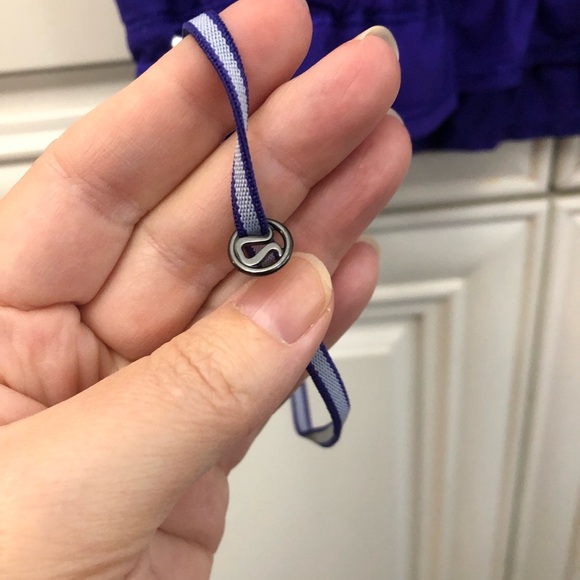 Lululemon Run: Ta Ta Topper women’s tank top - Picture 8 of 13
